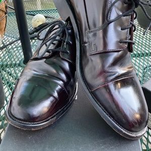 Men’s size 10 Bostonian oxfords